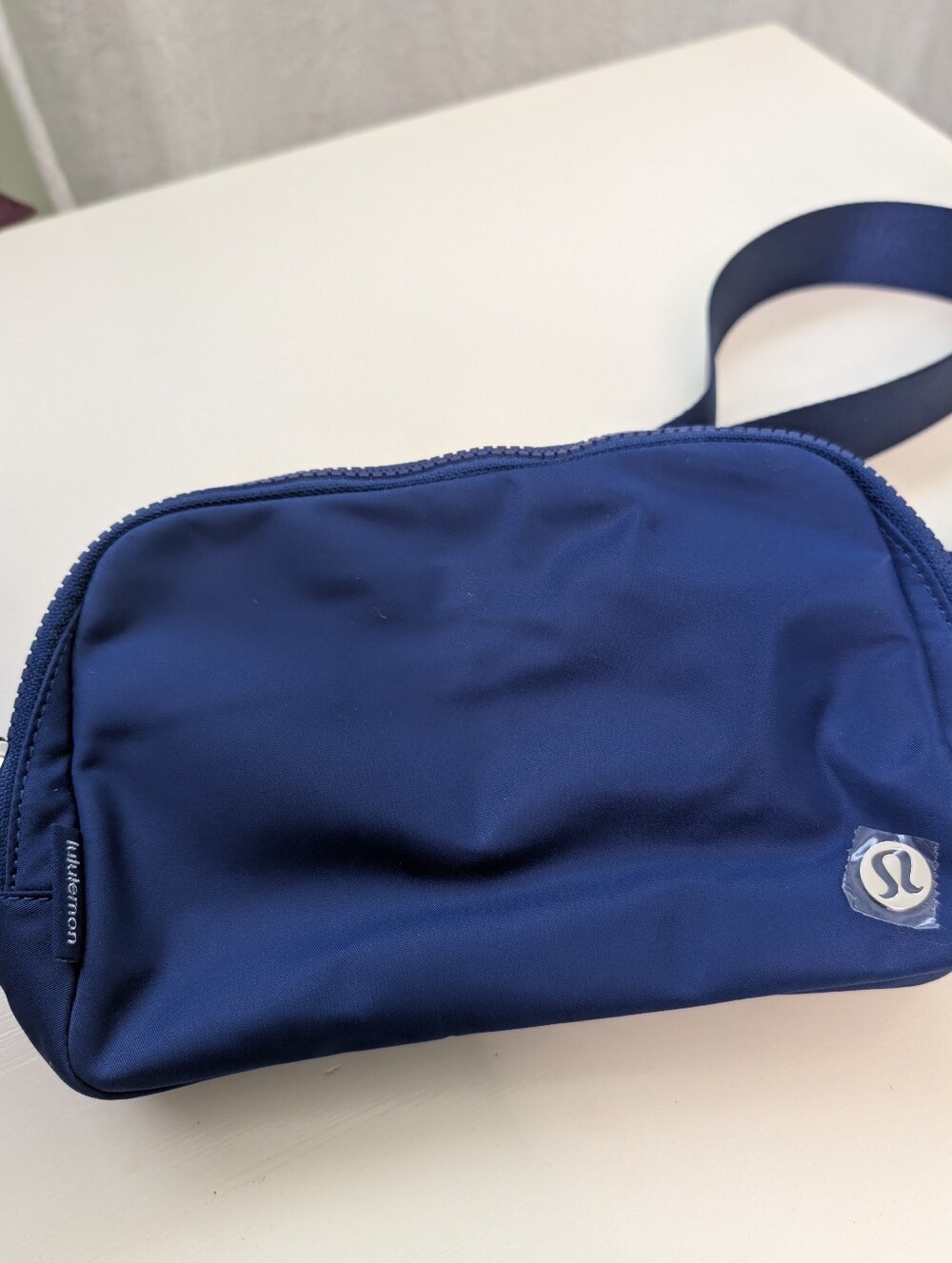 Lululemon Everywhere Belt Bag 2L Club Blue - Picture 2 of 9